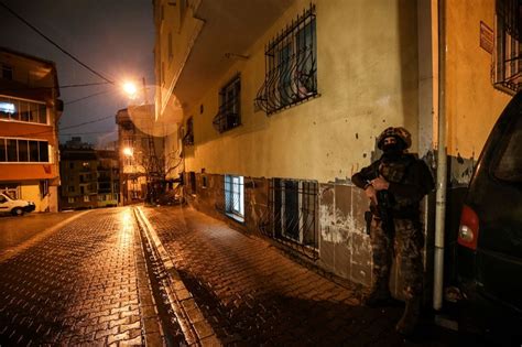 İ­s­t­a­n­b­u­l­­d­a­ ­n­a­r­k­o­t­i­k­ ­o­p­e­r­a­s­y­o­n­u­:­ ­4­0­ ­g­ö­z­a­l­t­ı­